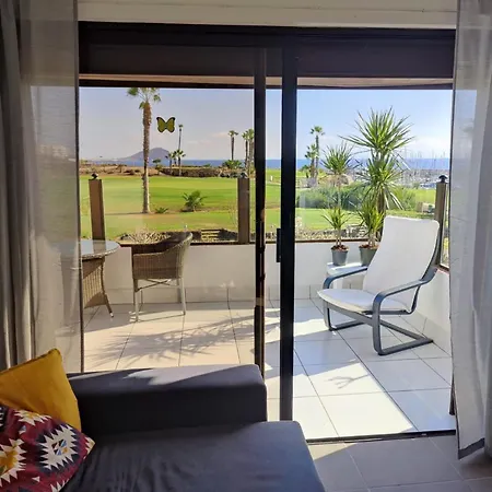 Daire Lovely 2-bed In Amarilla Golf San Miguel de Abona