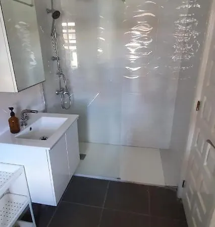 Daire Lovely 2-bed In Amarilla Golf